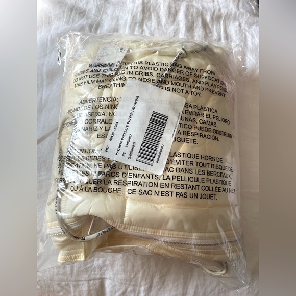 Free People Patricia Packable Poncho Puffer FP Movement NWT - Picture 10 of 14